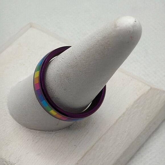 NWOT Size 10 Metallic purple titanium steel band with rainbow enamel - Picture 2 of 5